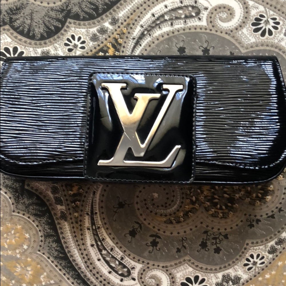 Louis Vuitton black patent clutch